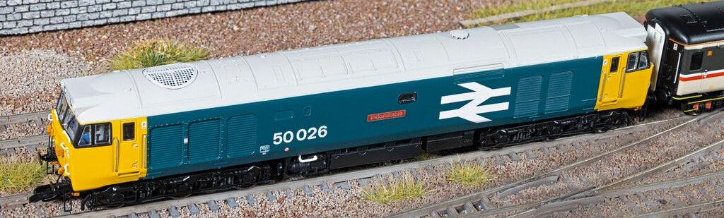 TT3067M Class 50 BR Large Logo Blue '50026' 'Indomitable' Diesel Locomotive