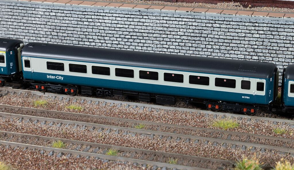BR Intercity Mk2E Tourist Standard Open 5784