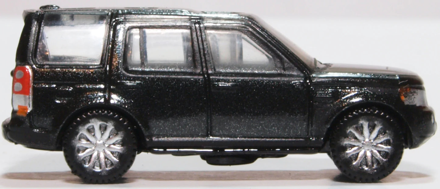 Land Rover Discovery 4 Santorini Black