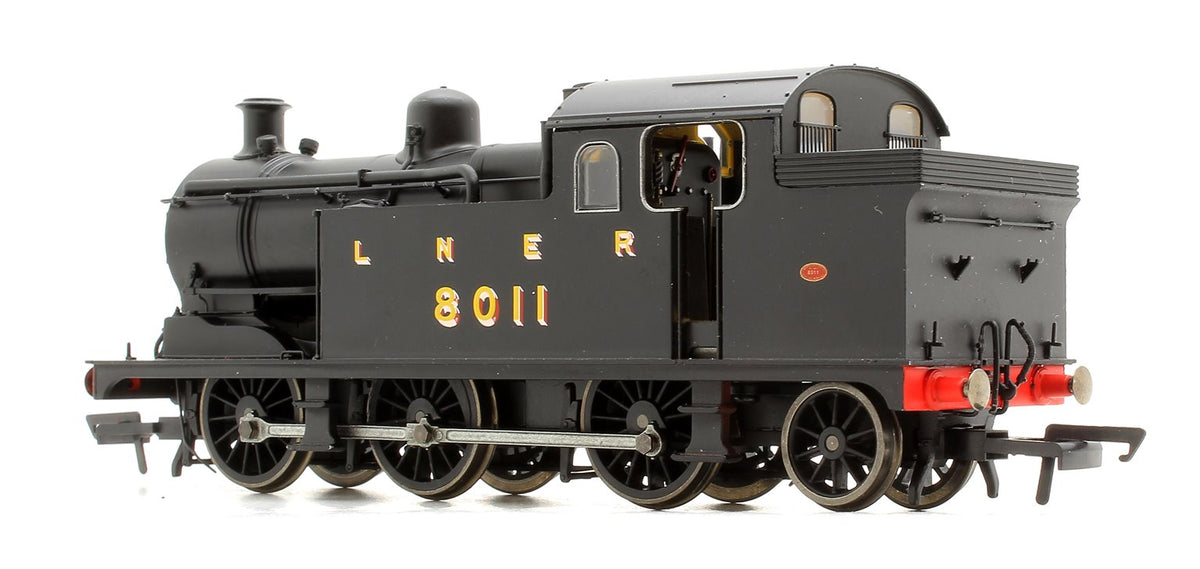 Pre-Owned Class N7 LNER Black 0-6-2 Tank Locomotive No.8011 DCC Sound