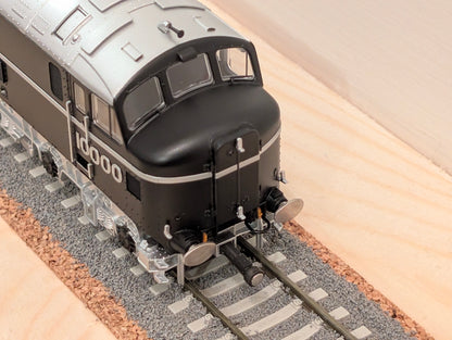 RRM180 OO Gauge Magnetic Couplings - 10mm Drawbar (14 Pack)