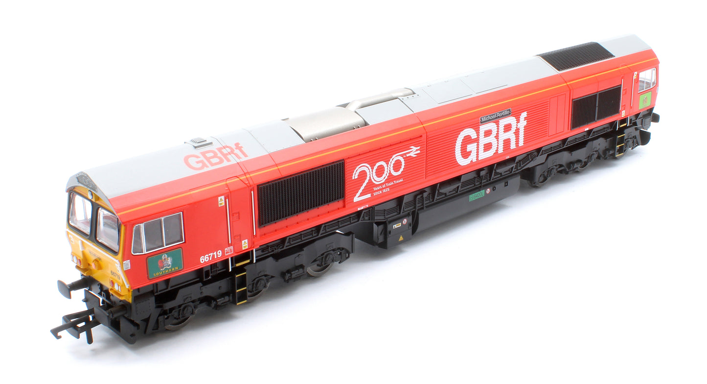 RailRoad GBRf Class 66 Railway 200 'Michael Portillo' 66719 Diesel Locomotive