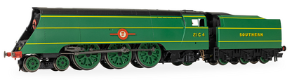 R30560SS SR Merchant Navy Class Cunard White Star Line 21C4 Steam Locomotive - DCC Sound & Steam Generator