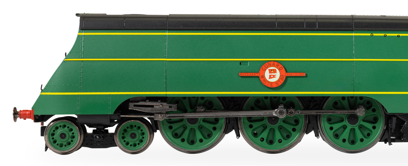 R30560SS SR Merchant Navy Class Cunard White Star Line 21C4 Steam Locomotive - DCC Sound & Steam Generator