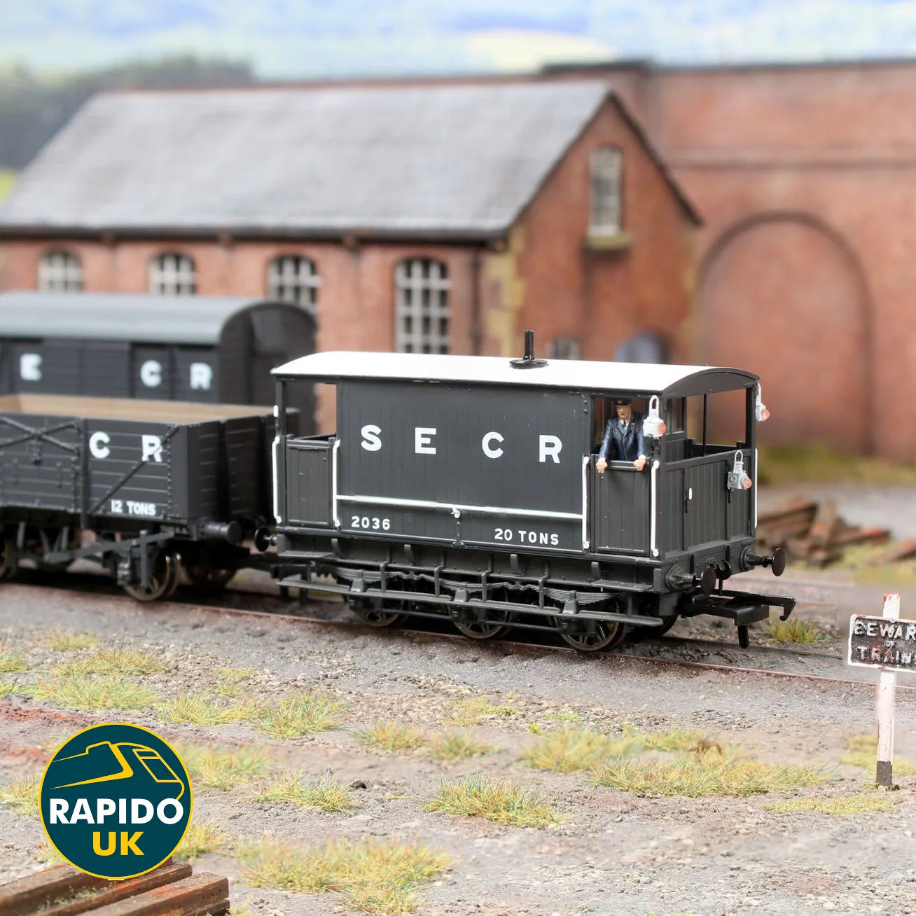 N Gauge Loco Specific Crew - Rapido SECR Brake Van Pack