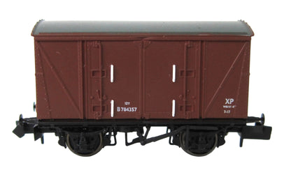 Set of 3 BR 12T Vanwide Ventilated Vans, BR Bauxite (Early)