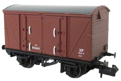 Set of 3 BR 12T Vanwide Ventilated Vans, BR Bauxite (Early)