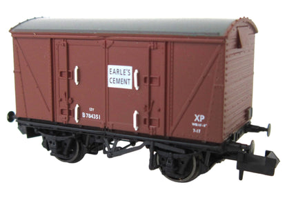 Set of 3 BR 12T Vanwide Ventilated Vans, BR Bauxite (Early) Earle's Cement