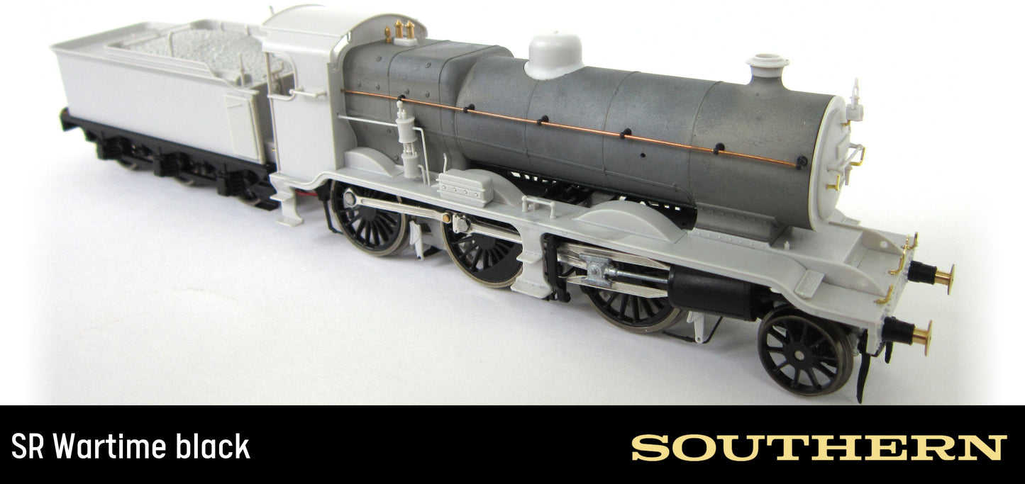 LB&SCR K Class 2-6-0 Southern Bulleid War Time Black No.2352 Steam Locomotive