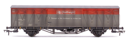 Custom Weathered 20T VIX Ferry Van , BR Railfreight Red/Grey B787151