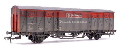 Custom Weathered 20T VIX Ferry Van , BR Railfreight Red/Grey B787151