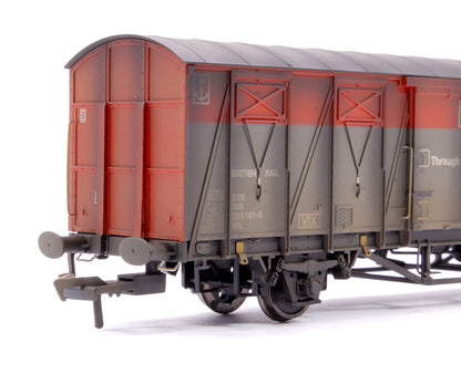 Custom Weathered 20T VIX Ferry Van , BR Railfreight Red/Grey B786974