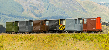990801 Single Veranda Brake Van - Plain Brown No.1