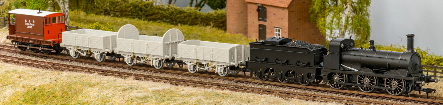 825505 SER O Class 0-6-0 No.381 SECR Wainwright Green Steam Locomotive - DCC Sound