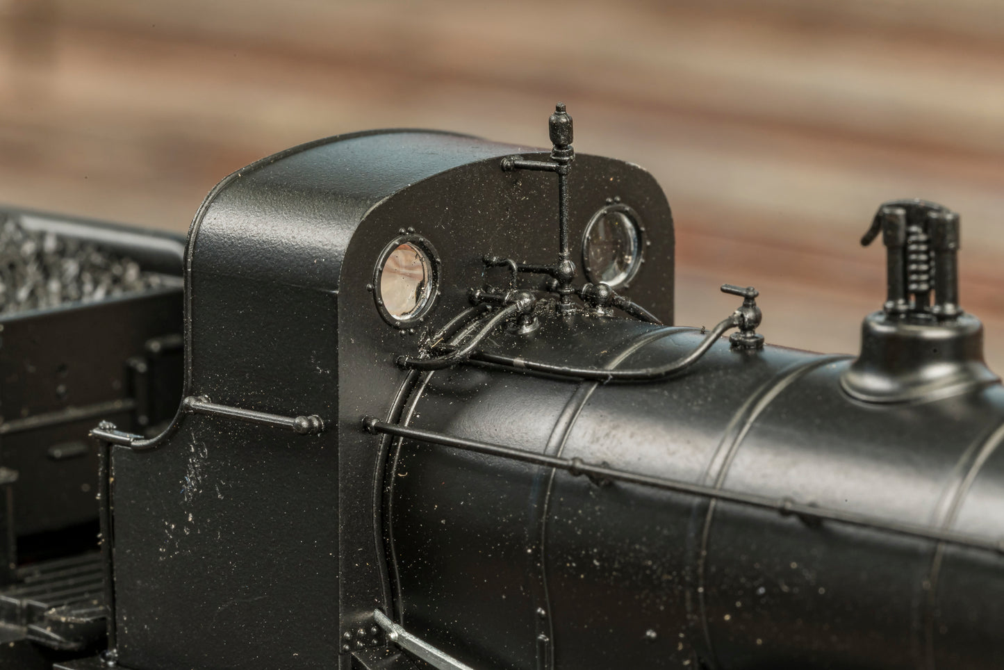 825508 SER O Class 0-6-0 No.A8 SR Lined Black (Egyptian Lettering) Steam Locomotive - DCC Sound