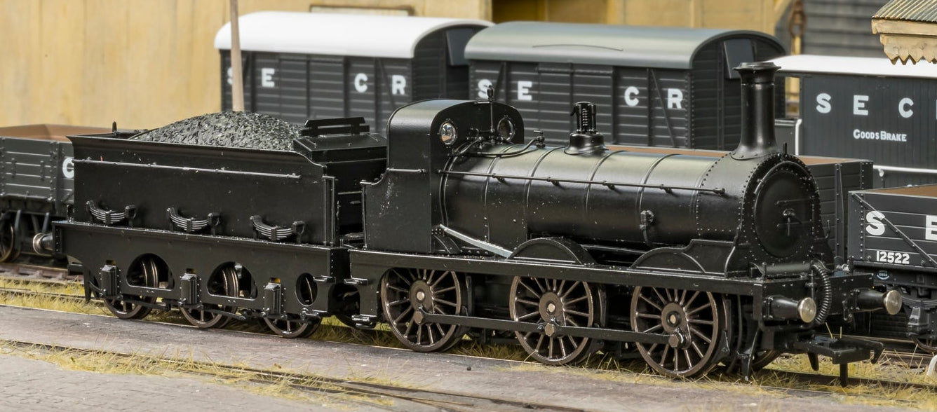825007 SER O Class 0-6-0 No.142 SECR Grey Steam Locomotive