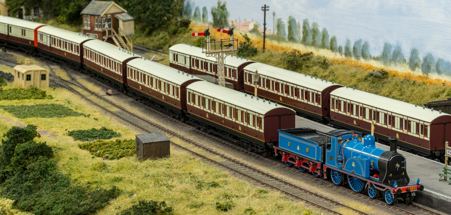 978111 ‘Evolution’ 48’ Caledonian Railway Purple Madder and White First No.277