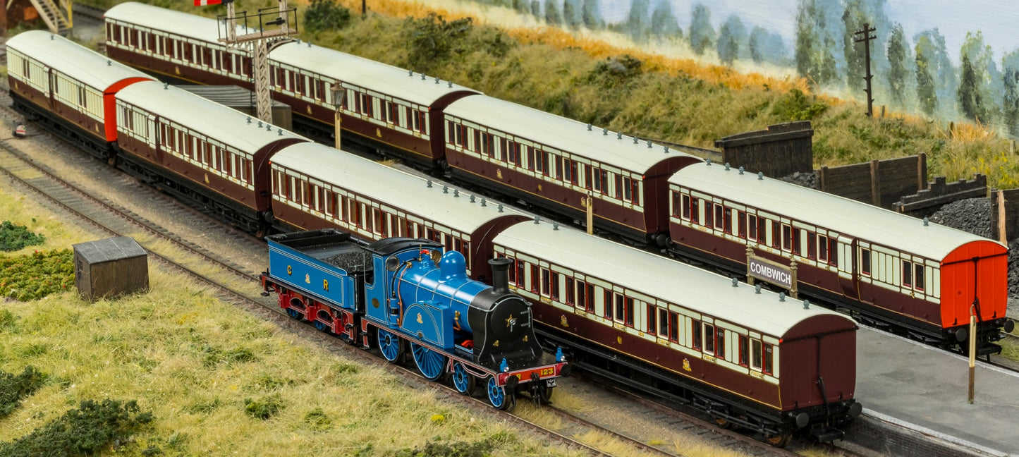 978108 ‘Evolution’ 48’ Caledonian Railway Purple Madder and White Brake third No.654