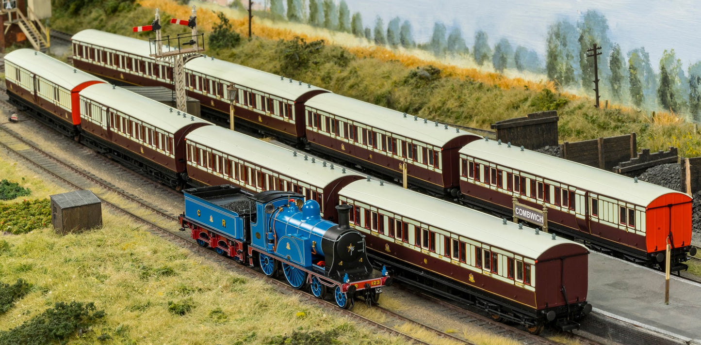 978109 ‘Evolution’ 48’ Caledonian Railway Purple Madder and White Third No.1074