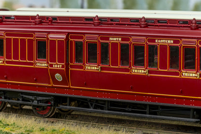 978153 ‘Evolution’ 48’ North Eastern Railway Crimson Lake First No.604