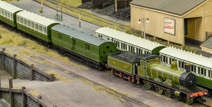 978115 ‘Evolution’ 48’ Highland Railway Green and White Third No.28
