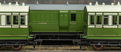 978115 ‘Evolution’ 48’ Highland Railway Green and White Third No.28
