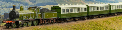 978116 ‘Evolution’ 48’ Highland Railway Green and White Composite No.11