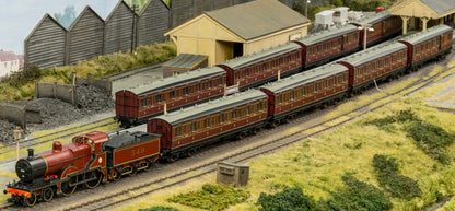 978160 ‘Evolution’ 48’ LMS Period 1 Full brake No.635