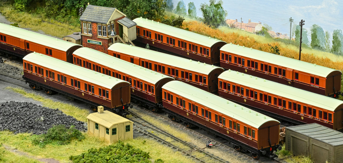 978138 ‘Evolution’ 48’ Lancashire and Yorkshire Railway Brown & Umber Brake third No.1475