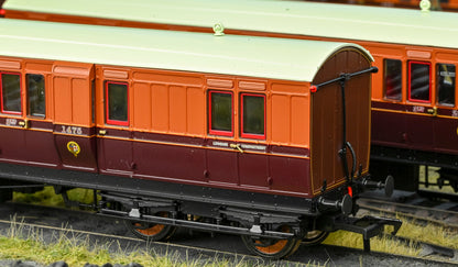 978138 ‘Evolution’ 48’ Lancashire and Yorkshire Railway Brown & Umber Brake third No.1475