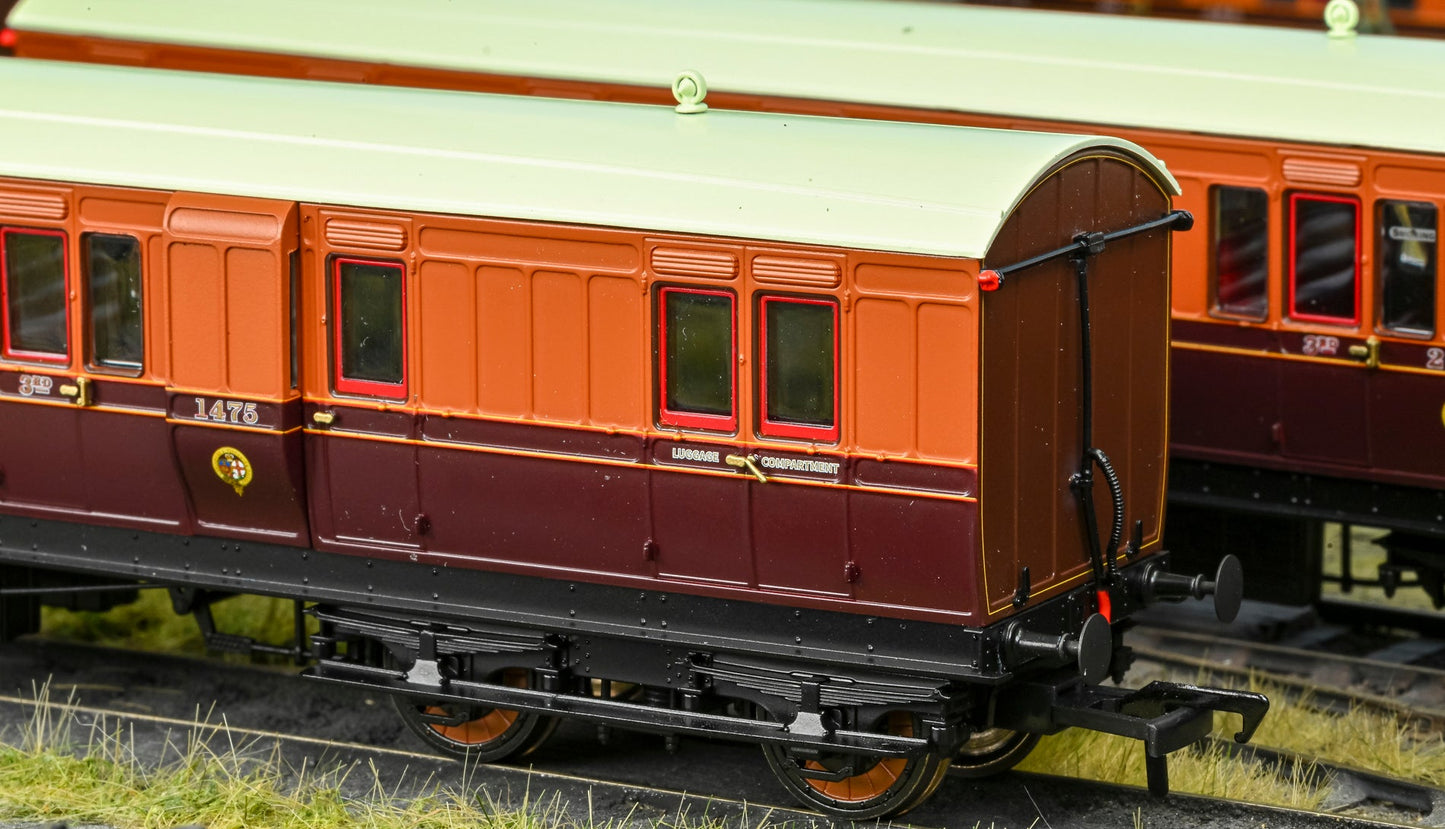 978142 ‘Evolution’ 48’ Lancashire and Yorkshire Railway Brown & Umber Full brake No.12