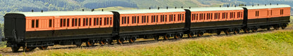978106 ‘Evolution’ 48’ London and South Western Railway Salmon and Brown Full brake No.268