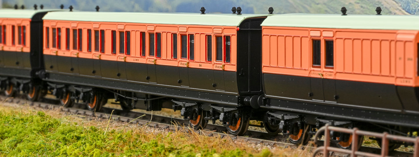 978101 ‘Evolution’ 48’ London and South Western Railway Salmon and Brown No.1225, 237 & 736 Triple Pack