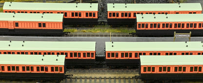 978106 ‘Evolution’ 48’ London and South Western Railway Salmon and Brown Full brake No.268