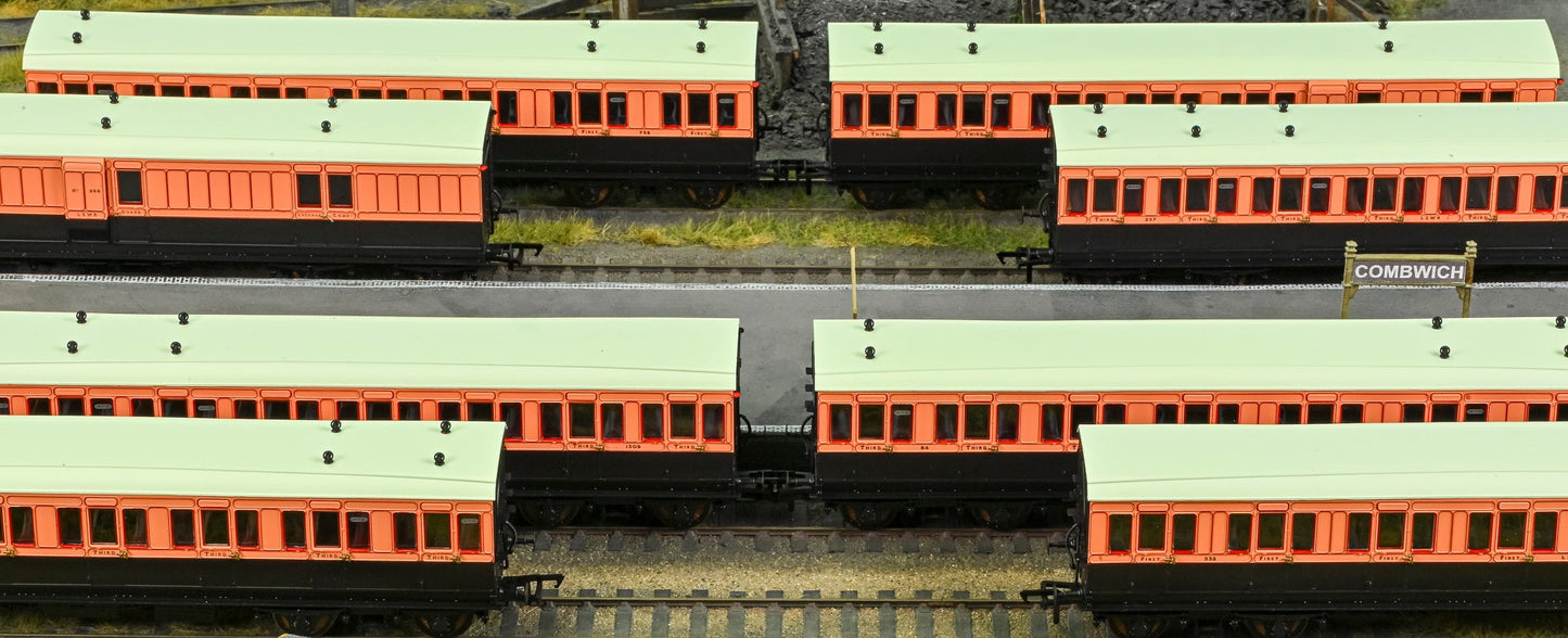 978103 ‘Evolution’ 48’ London and South Western Railway Salmon and Brown Third No.1309