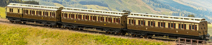 978136 ‘Evolution’ 48’ Great Western Railway Chocolate and Cream (Early Monogram) Full brake No.18