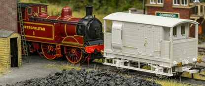 820002 LSWR/WD 20T Brake Van - No. 4186 LSWR Brown