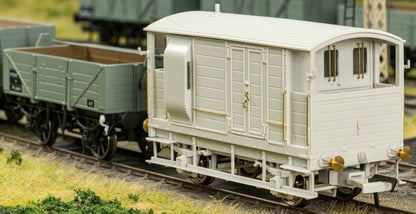 820012 LSWR/WD 20T Brake Van - No. 601876 LNER Oxide (pre-36)