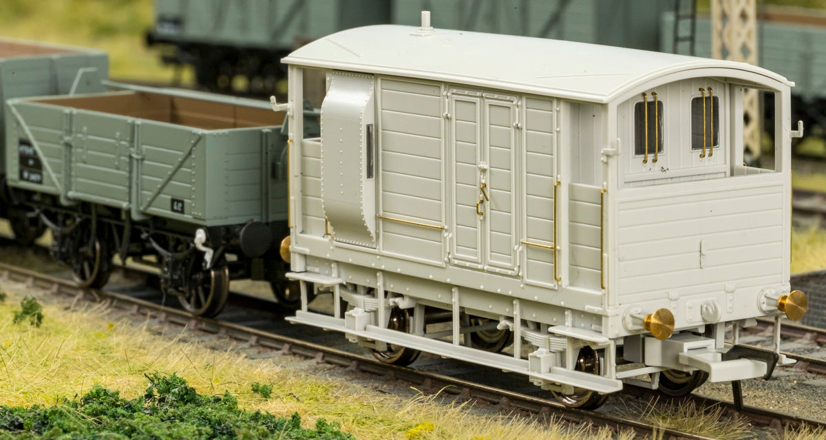 820004 LSWR/WD 20T Brake Van - No. 71936 Cambrian Grey
