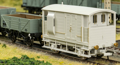 820019 LSWR/WD 20T Brake Van - No. S55112 BR(S) Brown