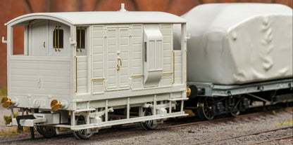 820007 LSWR/WD 20T Brake Van - No. 28 Metropolitan Grey