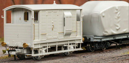 820002 LSWR/WD 20T Brake Van - No. 4186 LSWR Brown