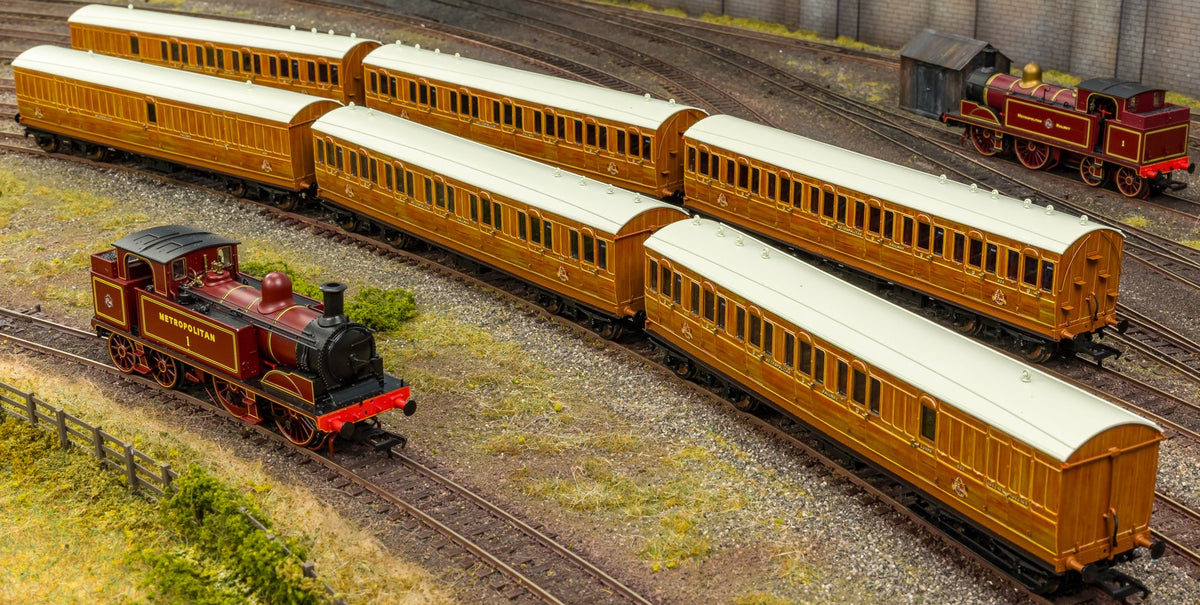 978120 ‘Evolution’ 48’ Metropolitan Railway Teak Brake third No.632