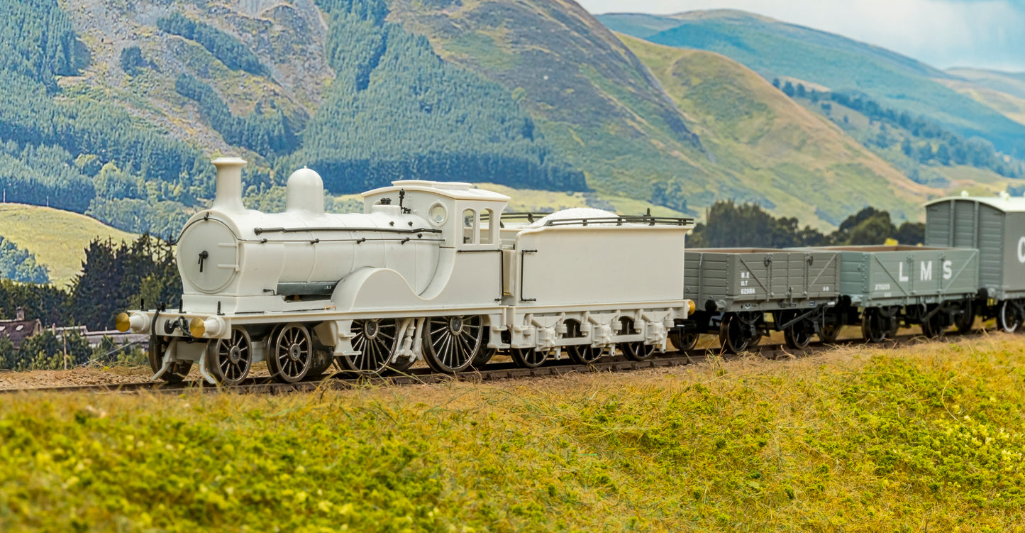 LNER D40 Class 4-4-0 No.6850 'Hatton Castle' - NE Wartime Black Steam Locomotive