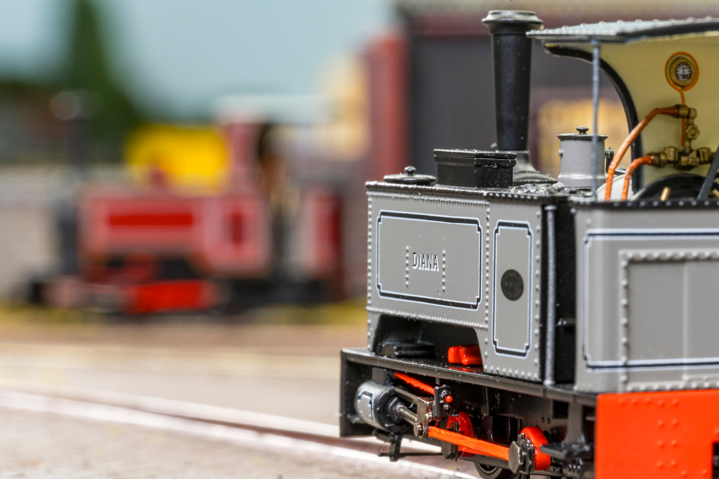 986501 Sirdar Class 0-4-0 Kerr, Stuart & Co. Long-Tank 'Diana’ Lined Grey (As Preserved) Steam Locomotive - DCC Fitted