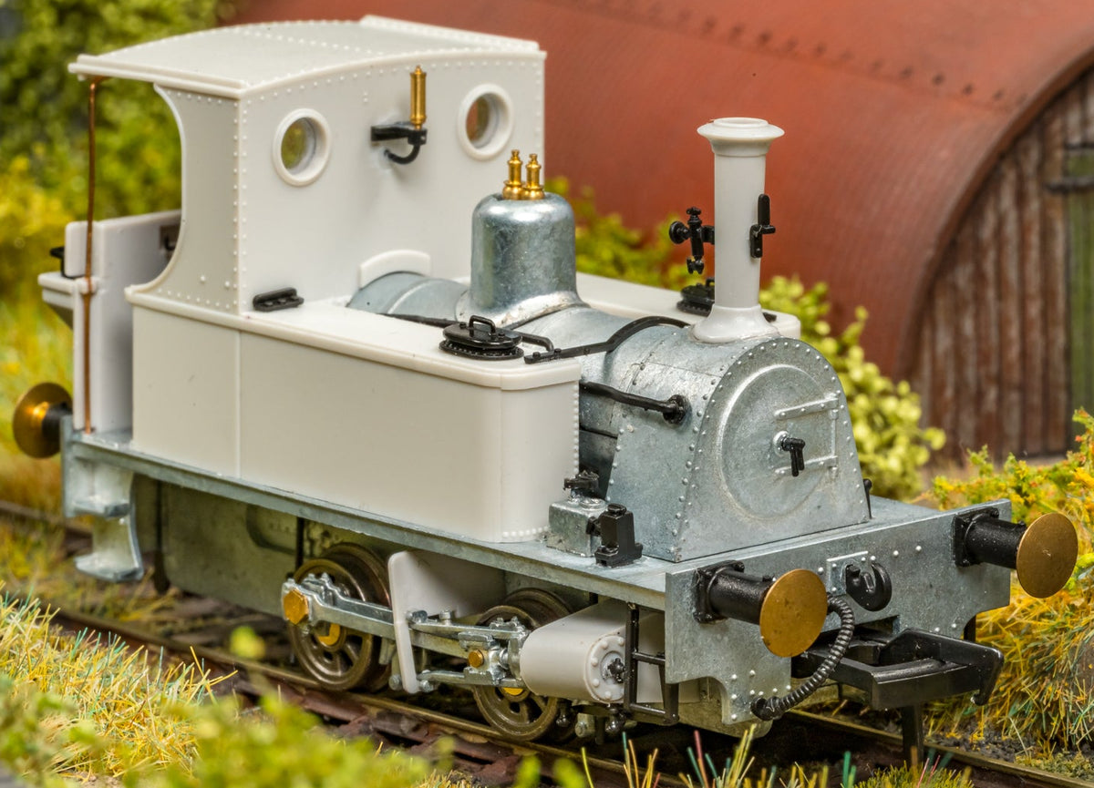 816005 Peckett 0-4-0T No.1631 'Marcia' Peckett Lined Works Green Steam Locomotive