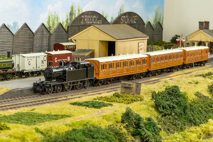 GNR C2 Tank No.1528 GNR Lined Green Steam Locomotive