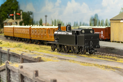 LNER C12 Tank No.67352 BR Lined Black (Late Crest) Steam Locomotive