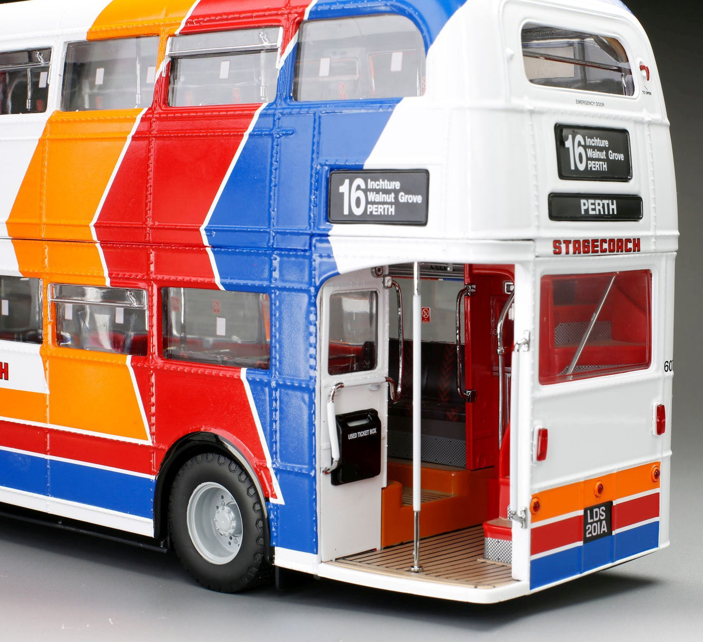 SUNH2946 Routemaster Bus Stagecoach - Ft.607 Rt.16 Invergowrie (Limited Edition 300pcs)
