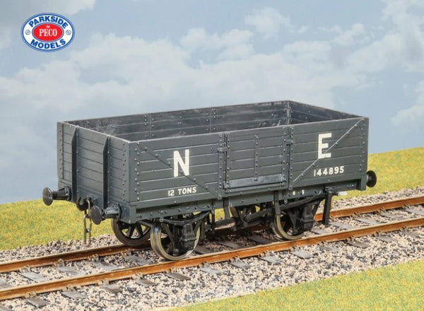 Parkside PS11 LNER 12 Ton 6 Plank Open Wagon – Rails